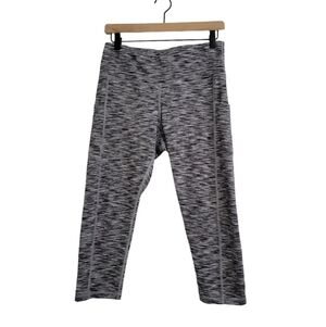 🟢 3 for $30 🟢 IUGA CAPRI YOGA PANTS